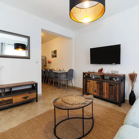 Apartman Riva *