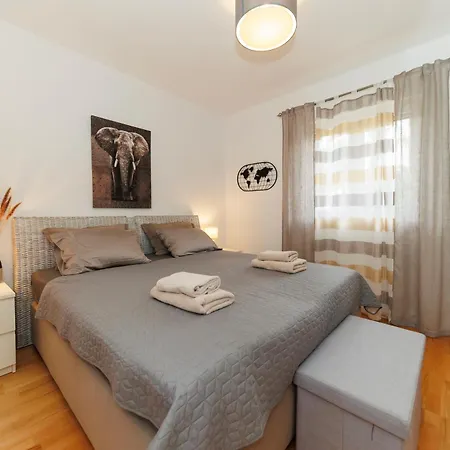 Apartman Riva *
